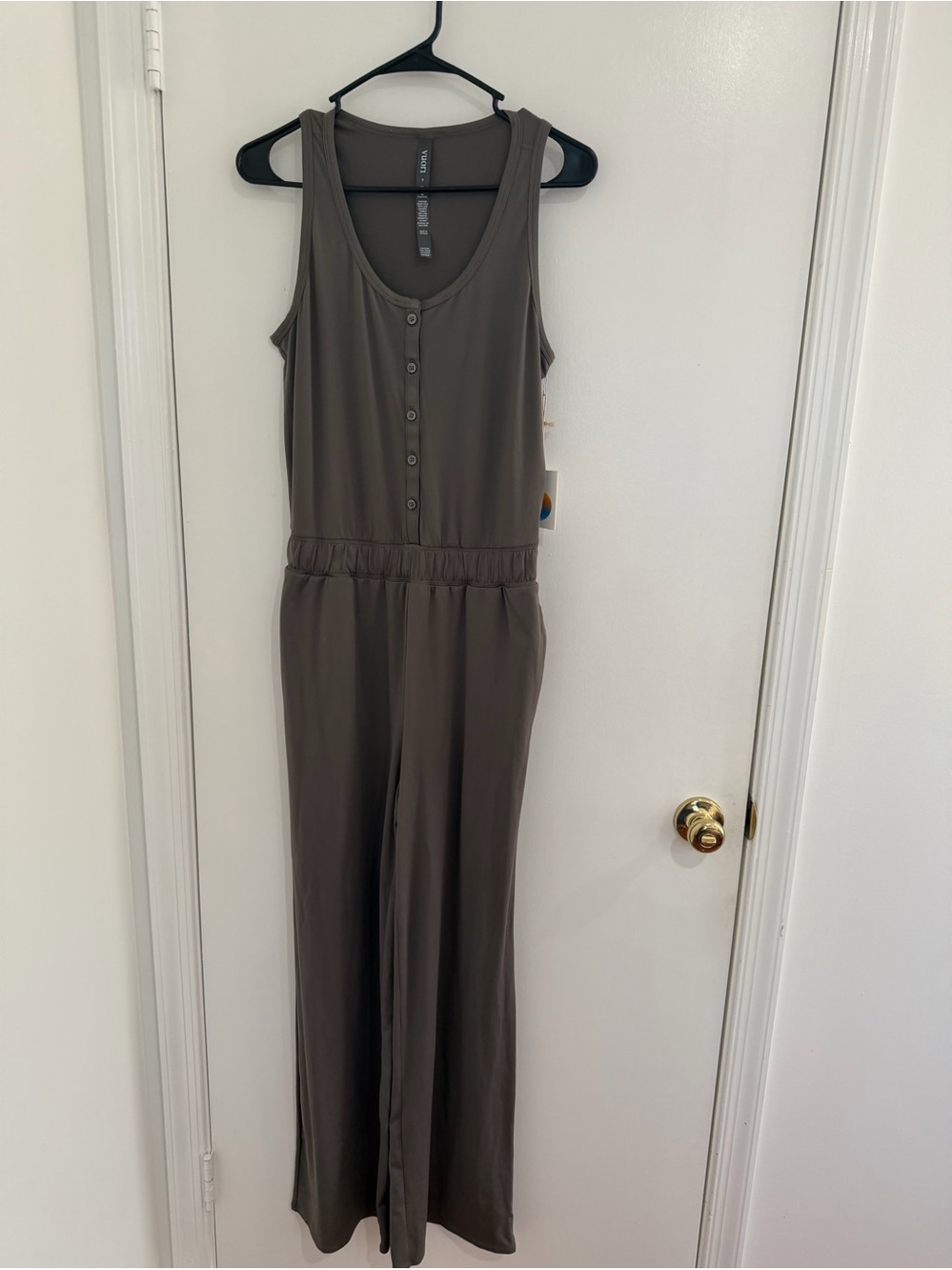 Vuori Women’s Taupe Sleeveless Jumpsuit S Minimalist Relaxed Athleisure Confort